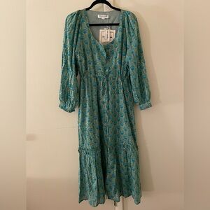 NWT Emerson Frye Dress Size Medium